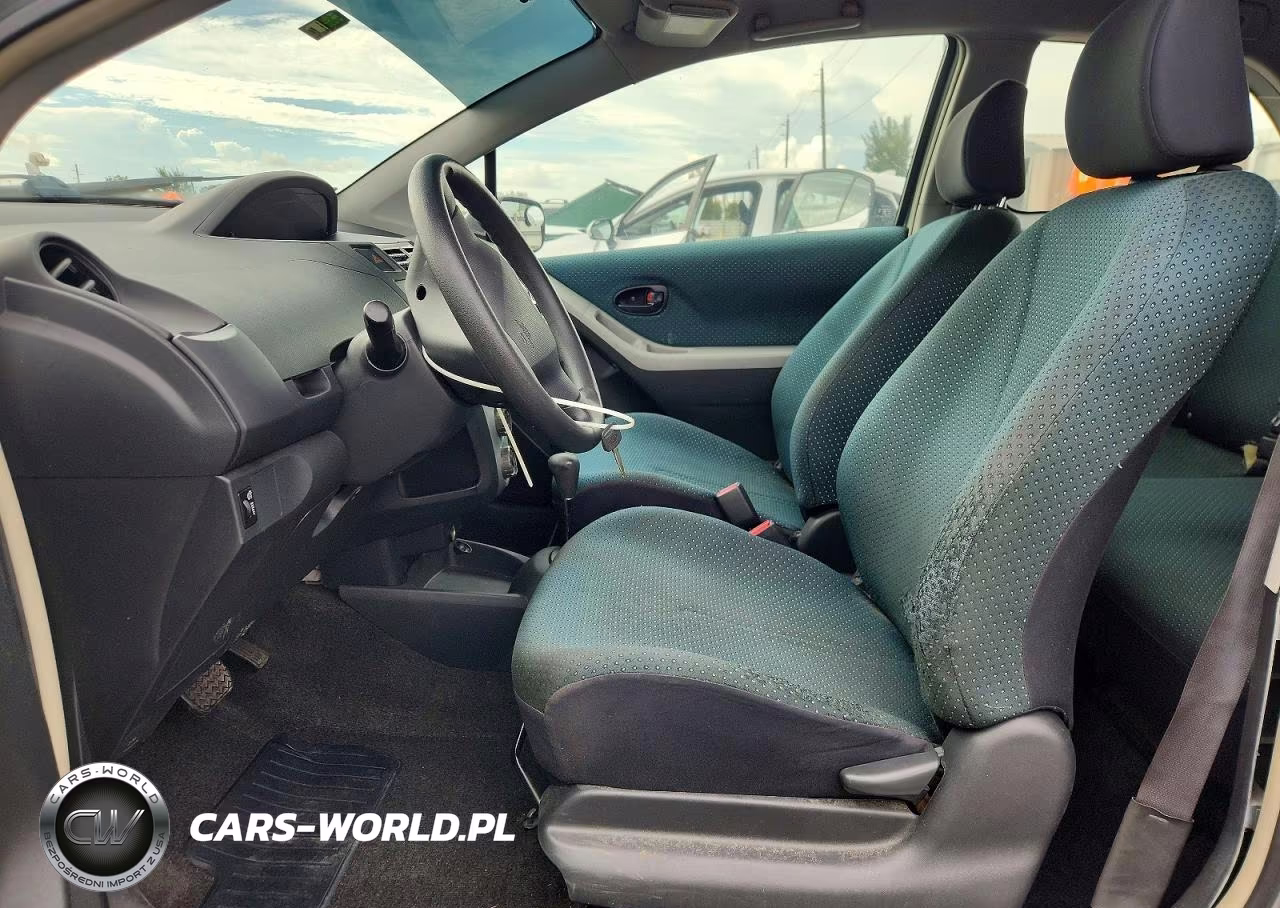 2007 Toyota Yaris VIN:JTDJT923X75066141 - 7