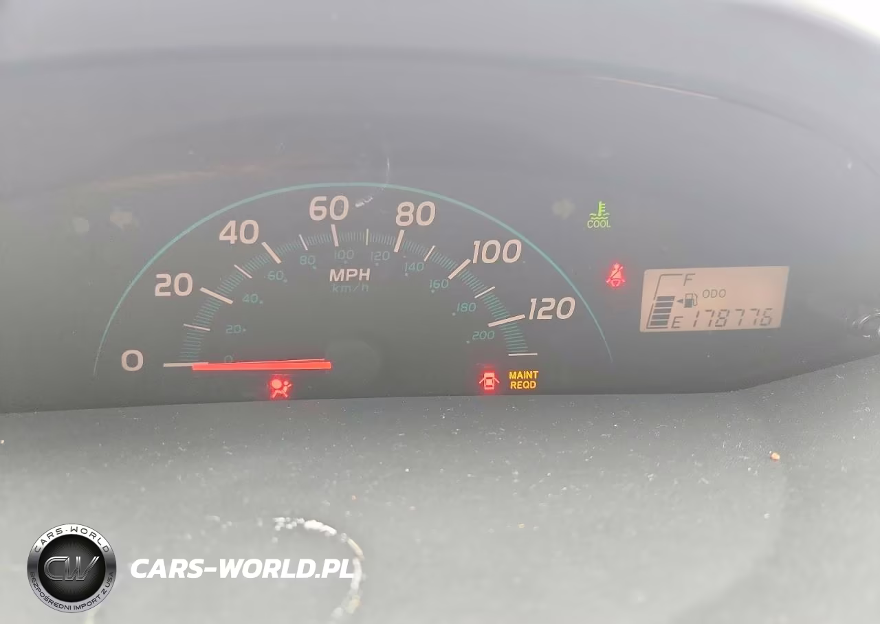 2007 Toyota Yaris VIN:JTDJT923X75066141 - 9