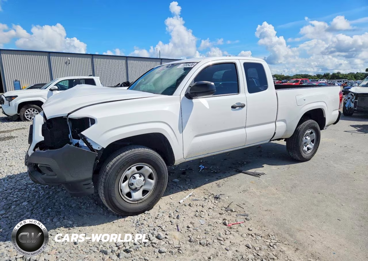 2022 Toyota Tacoma Sr – zdjęcie 1 z 13