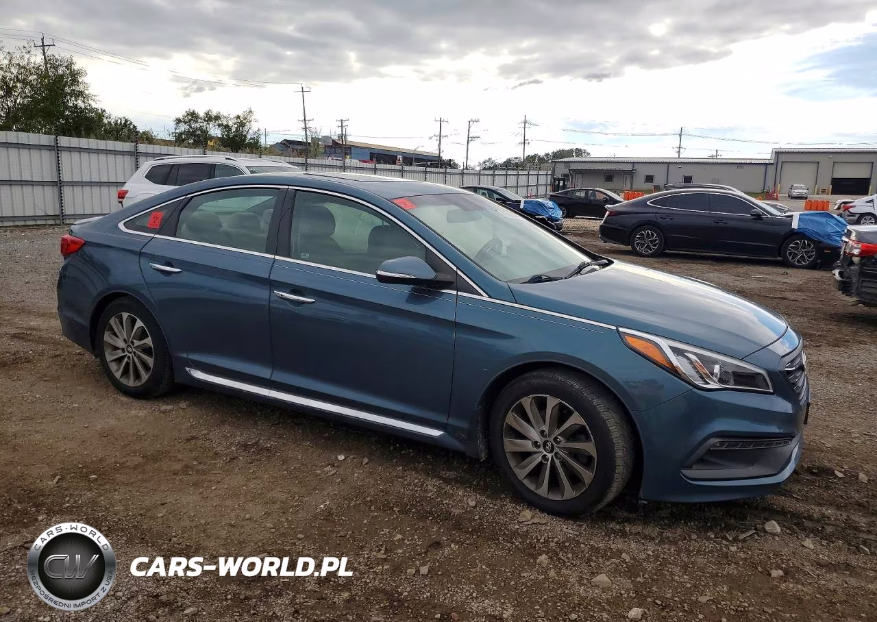 2015 Hyundai Sonata Sport VIN:5NPE34AF4FH139471 - 4