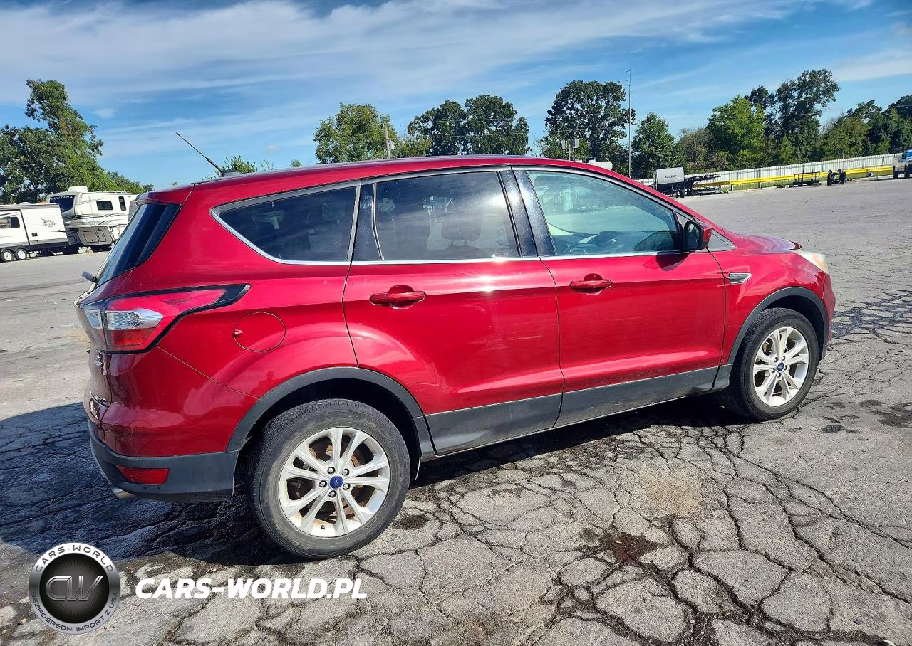 2017 Ford Escape Se VIN:1FMCU0GD2HUB43283 - 3