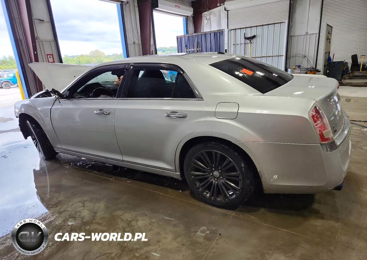 2011 Chrysler 300C VIN:2C3CA6CT7BH614453 - 2