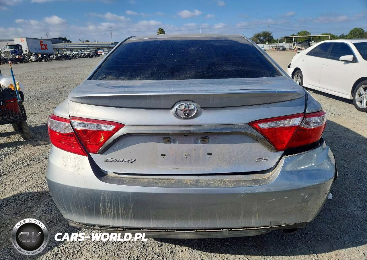 2017 Toyota Camry Se VIN:4T1BF1FK4HU401119 - 6