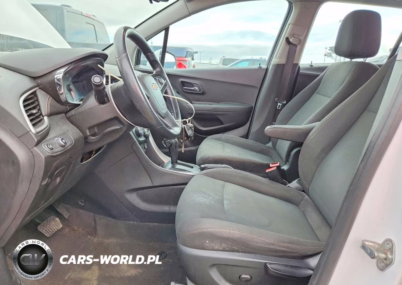 2018 Chevrolet Trax Ls VIN:3GNCJKSB1JL293018 - 7