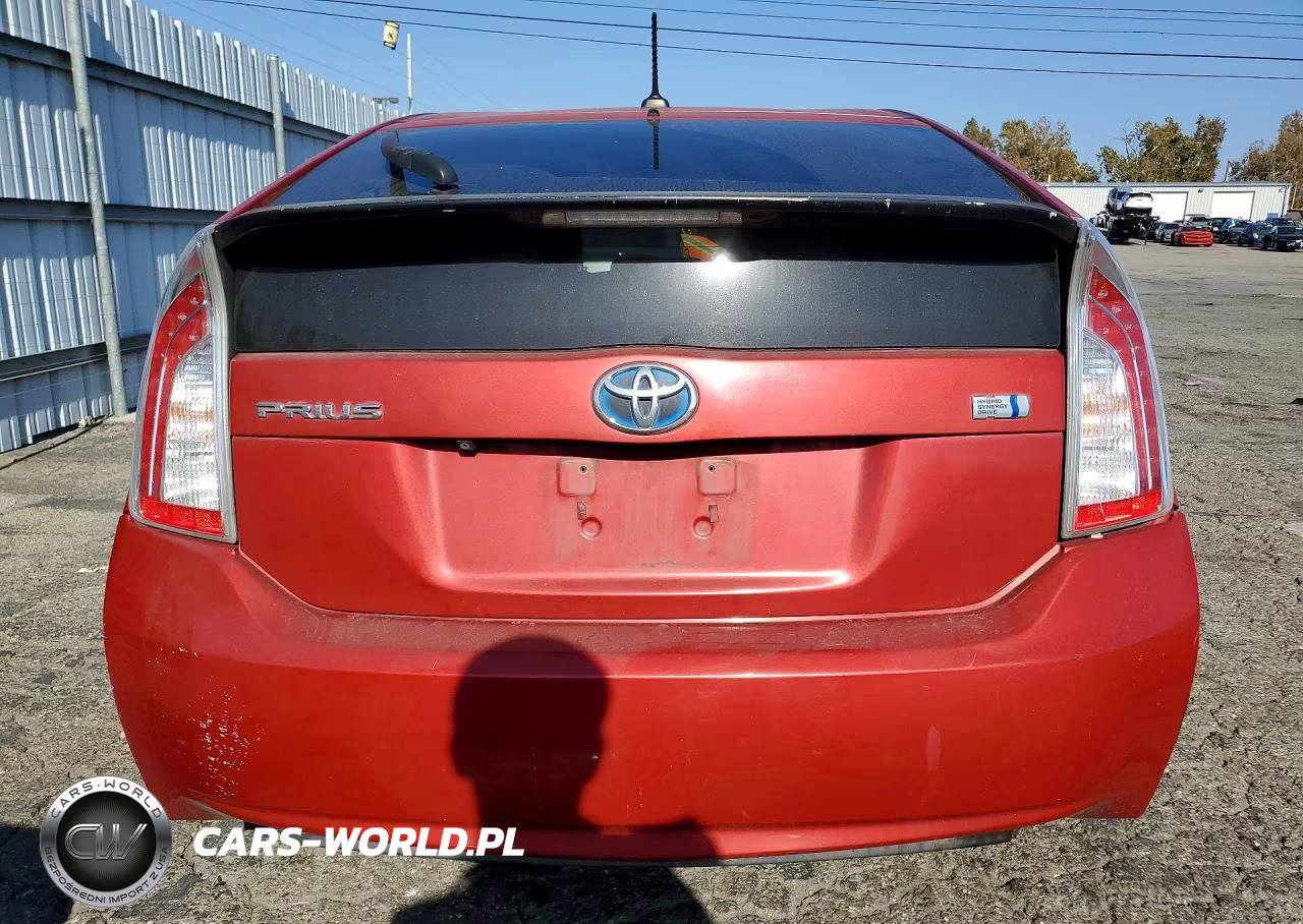 2012 Toyota Prius Three VIN:JTDKN3DU4C1585205 - 6