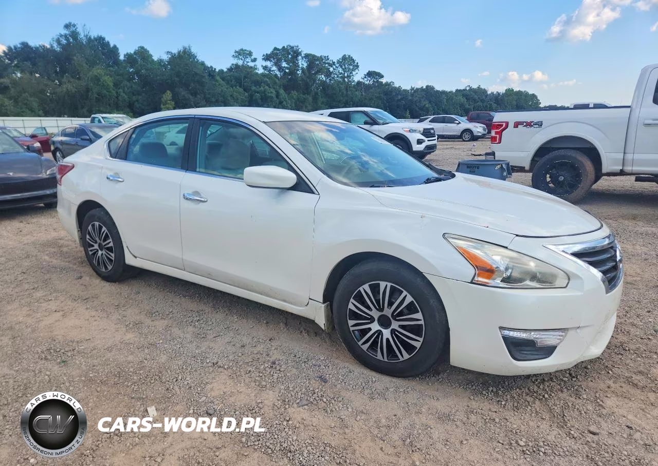 2013 Nissan Altima 2.5 VIN:1N4AL3AP8DN464127 - 4