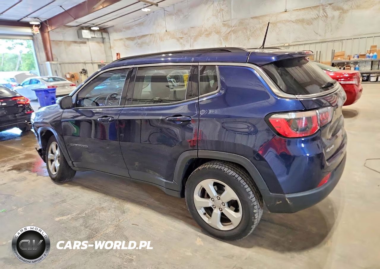 2018 Jeep Compass Latitude VIN:3C4NJDBB2JT423546 - 2