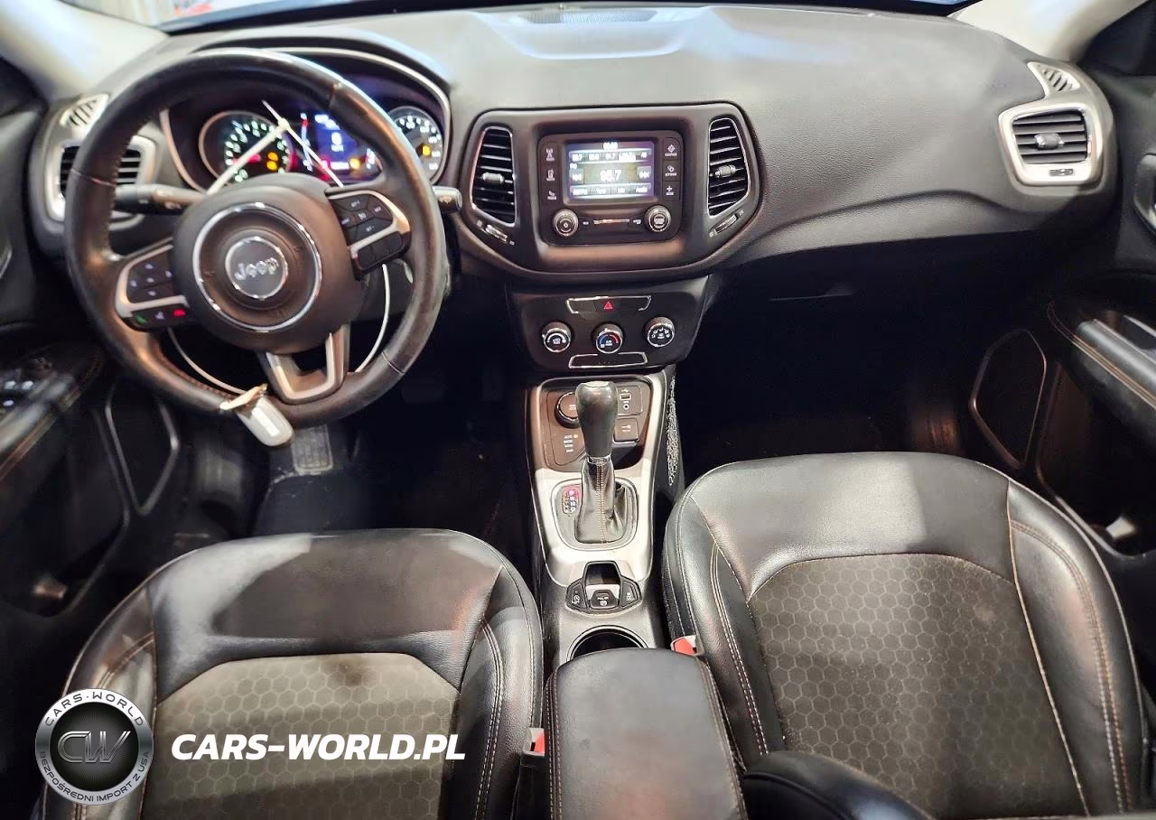 2018 Jeep Compass Latitude VIN:3C4NJDBB2JT423546 - 8