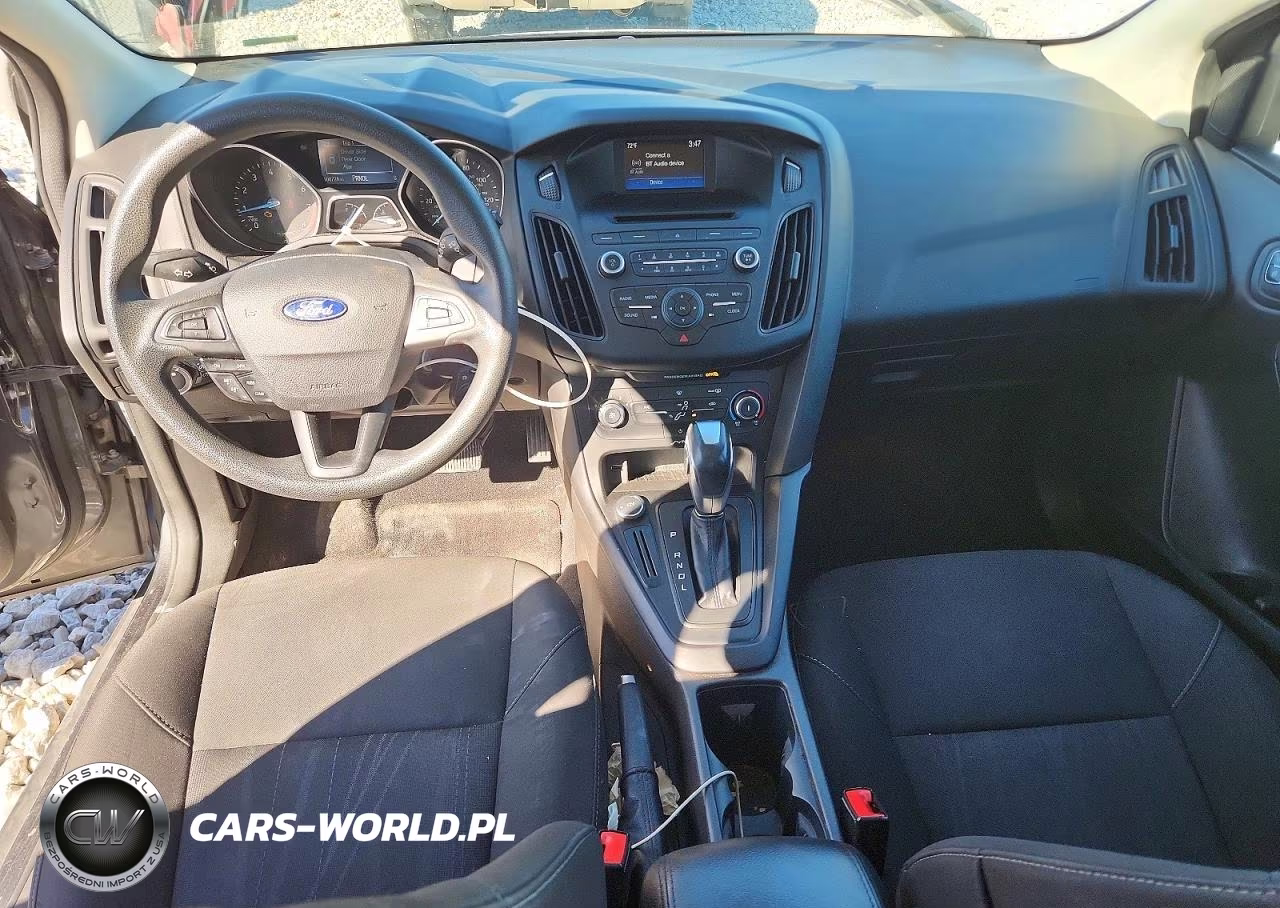 2016 Ford Focus Se VIN:1FADP3K21GL397780 - 8