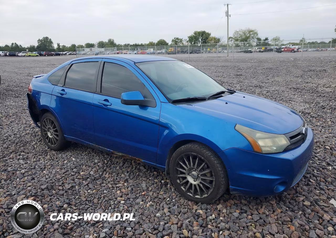 2010 Ford Focus Ses VIN:1FAHP3GN5AW142723 - 4