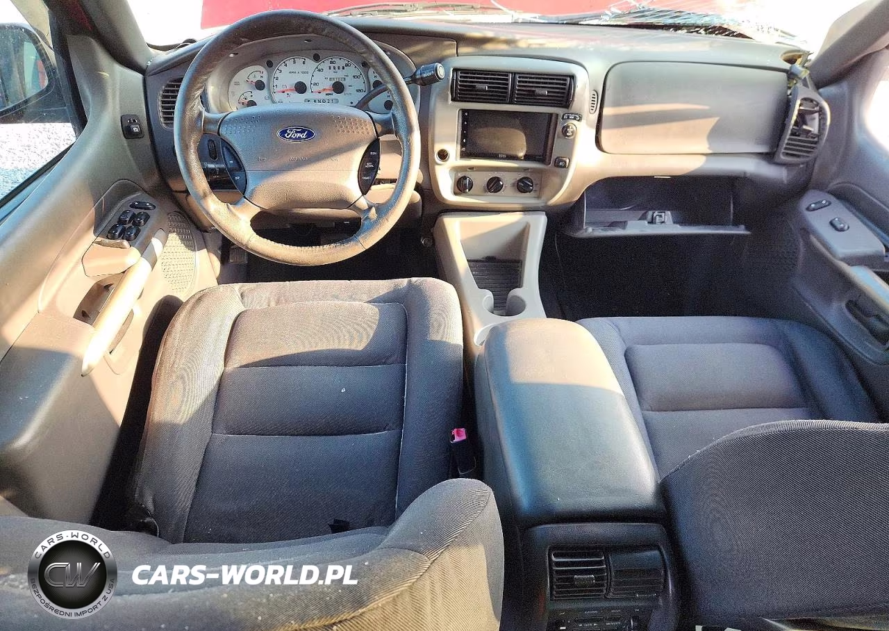 2002 Ford Explorer Sport Trac VIN:1FMZU67E52UB44683 - 8