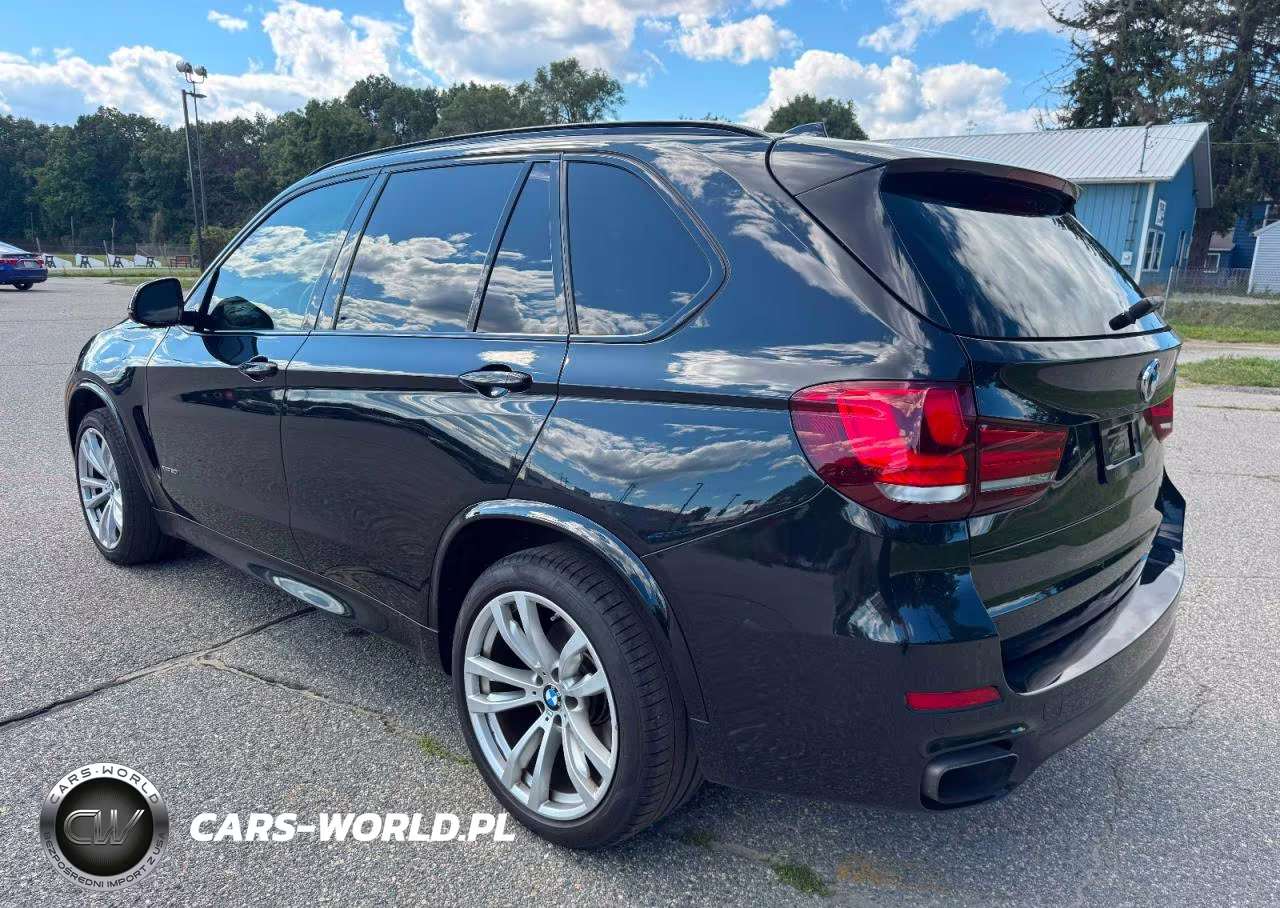 2018 BMW X5 xDrive50I VIN:5UXKR6C55J0U15216 - 3
