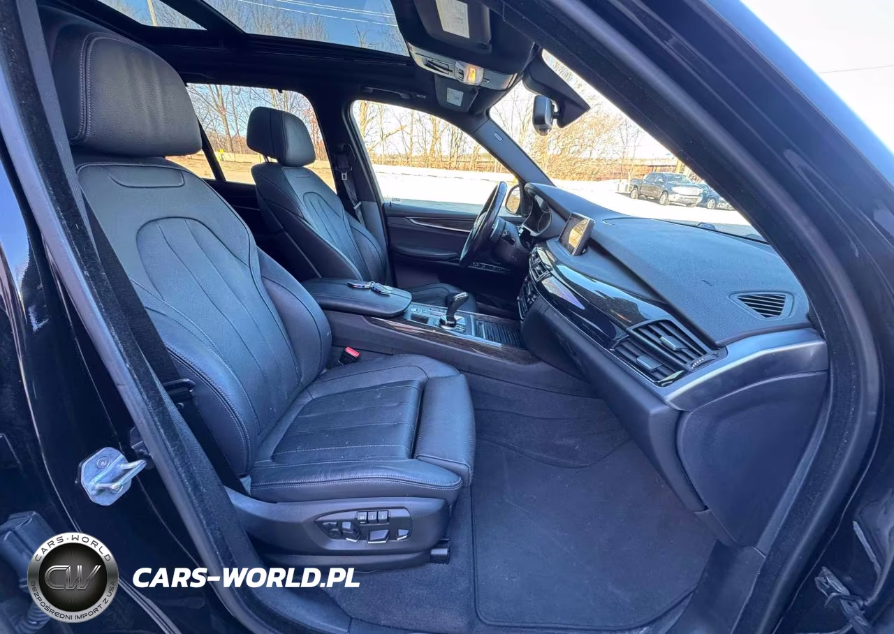 2018 BMW X5 xDrive50I VIN:5UXKR6C55J0U15216 - 5