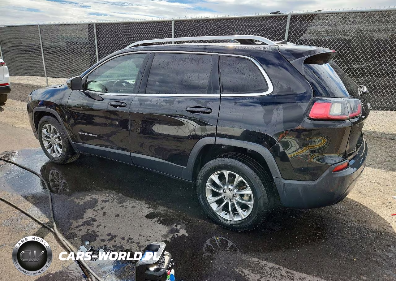 2019 Jeep Cherokee Latitude Plus Fwd VIN:1C4PJLLB4KD176071 - 2