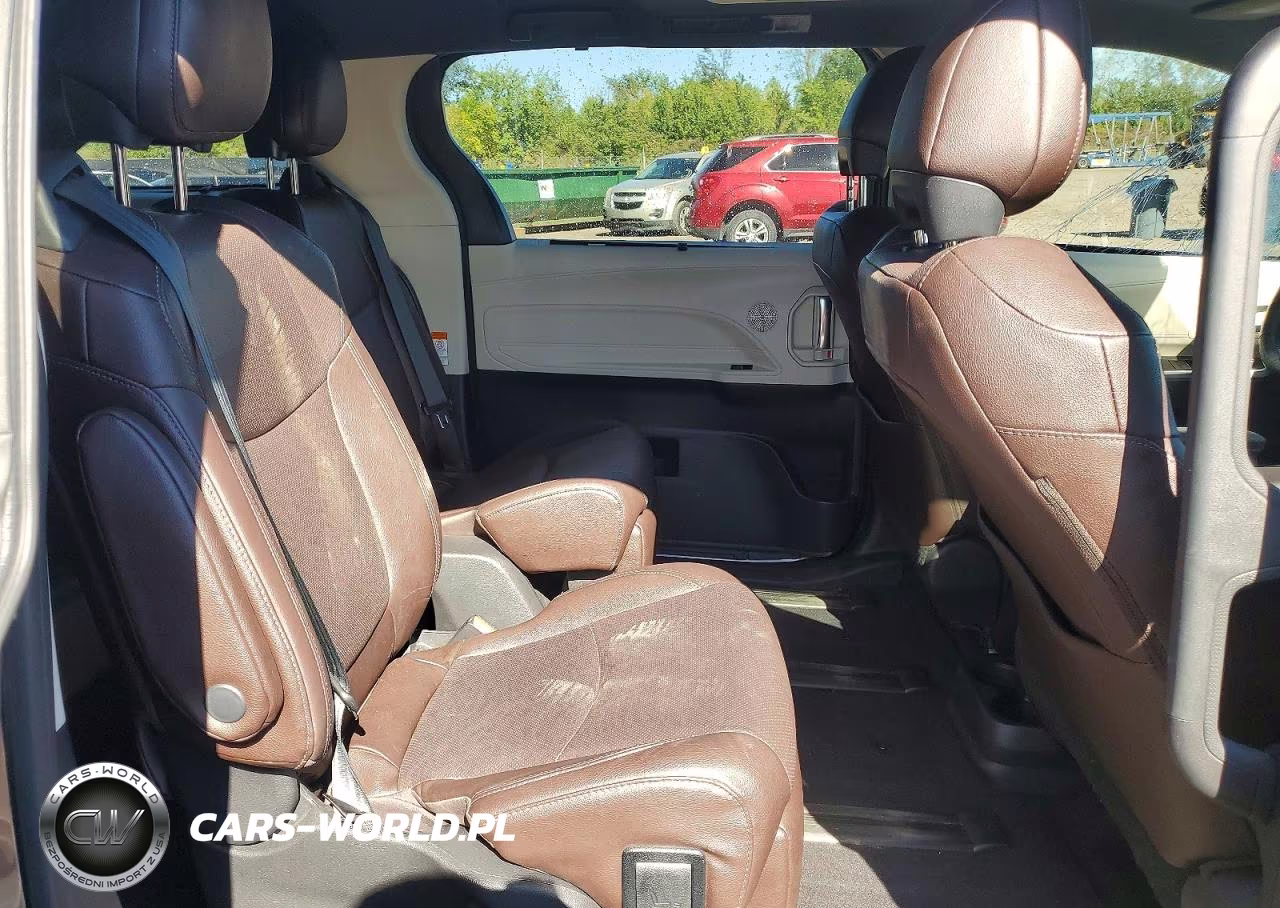 2021 Toyota Sienna Platinum 7-Passenger VIN:5TDERKEC6MS012926 - 11