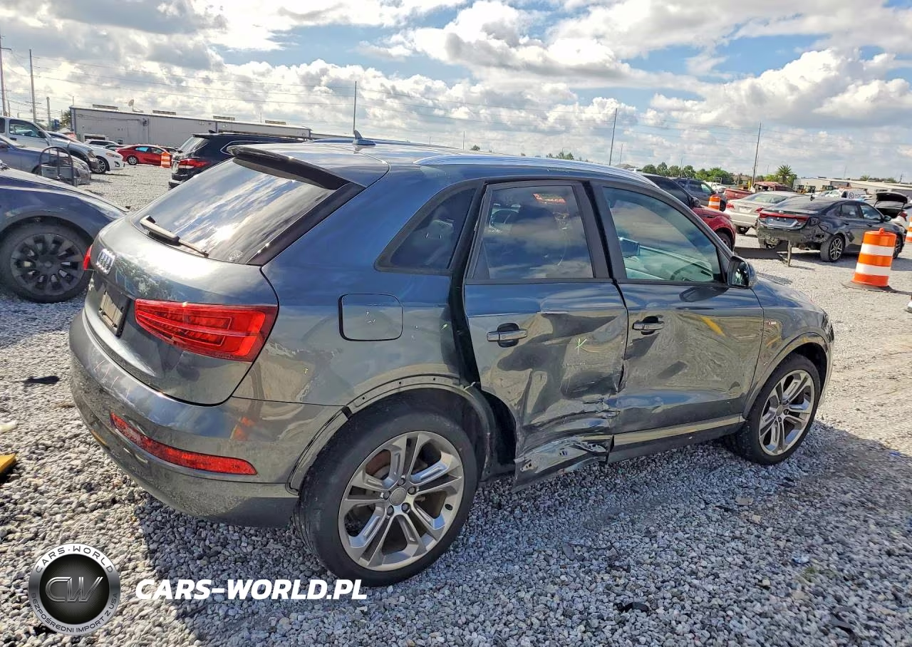 2018 Audi Q3 Premium VIN:WA1BCCFS4JR028398 - 3