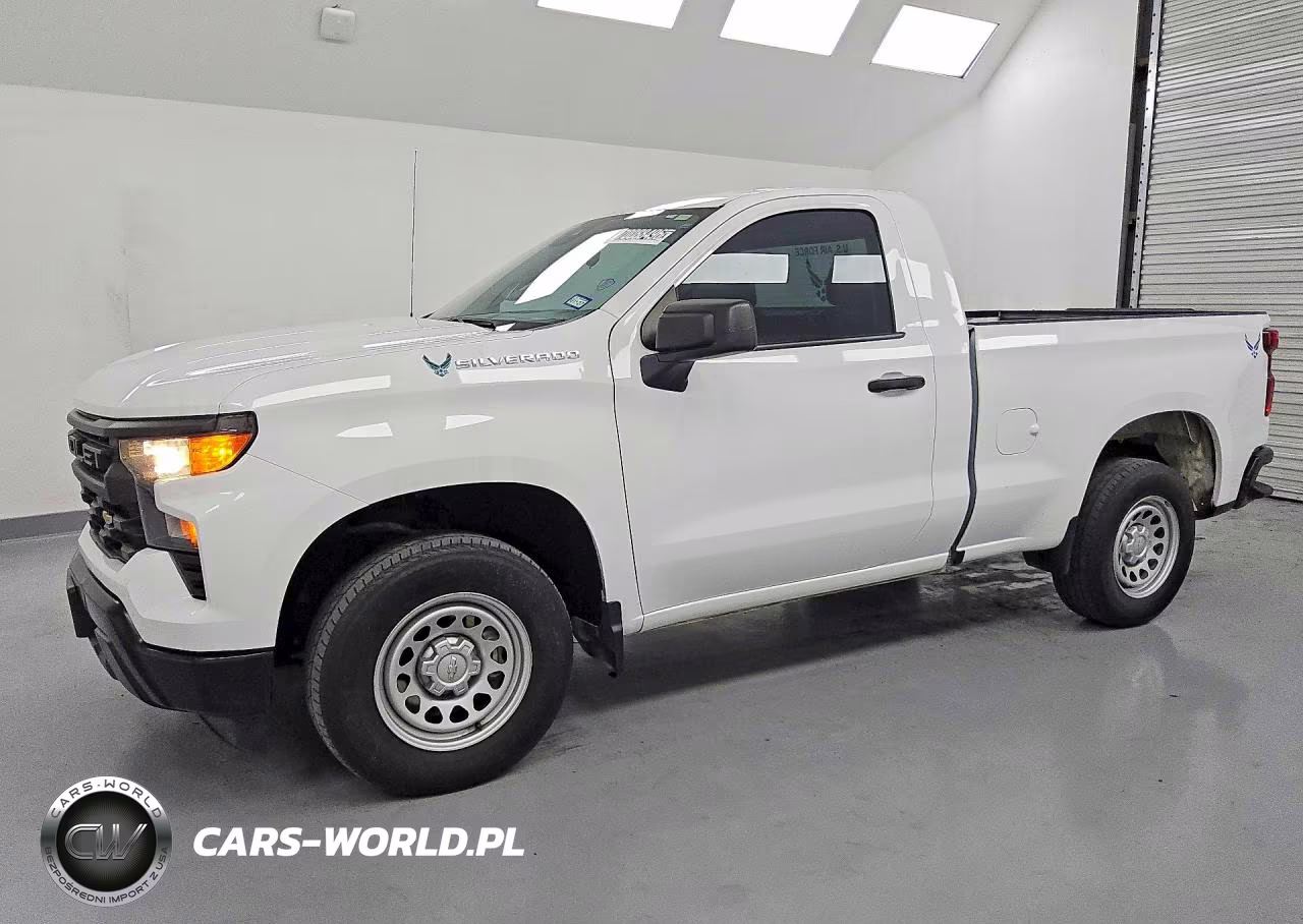 2023 Chevrolet Silverado C1500