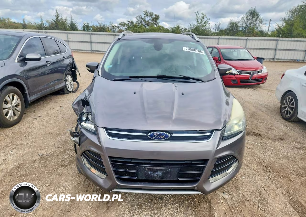 2014 Ford Escape Titanium VIN:1FMCU9J98EUA50854 - 5