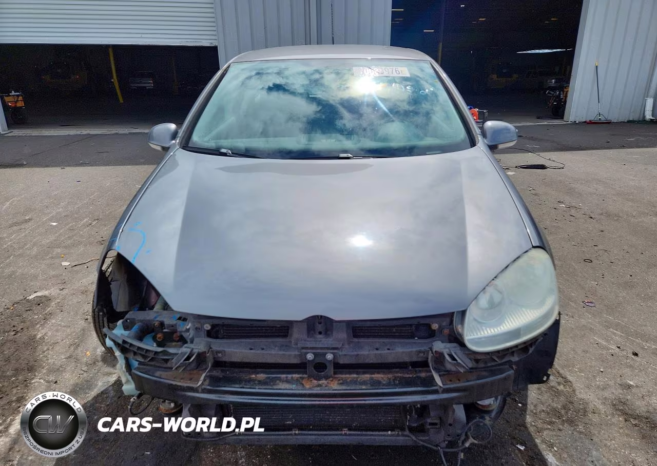 2009 Volkswagen Rabbit VIN:WVWAB71K79W105815 - 5
