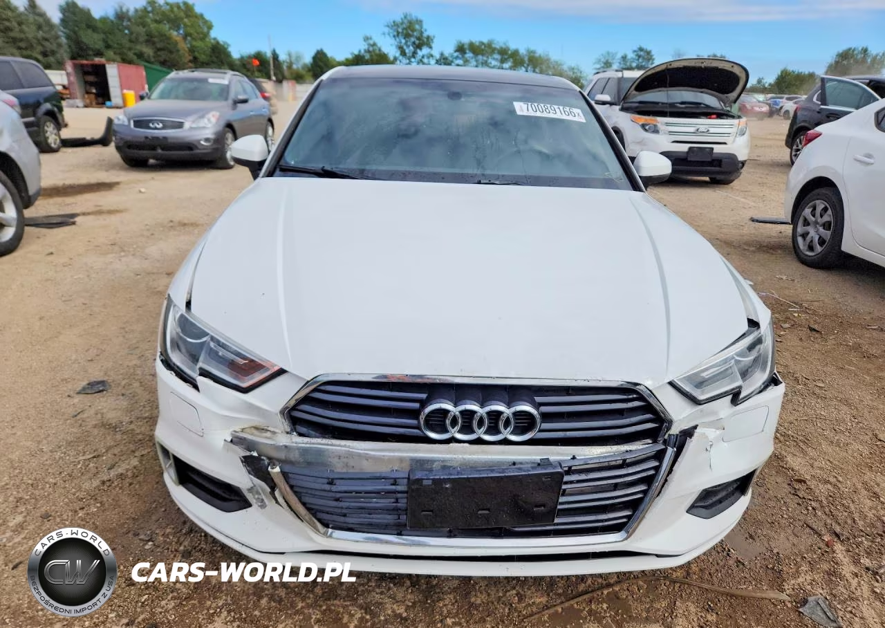 2017 Audi A3 Premium VIN:WAUAUGFF8H1032596 - 5