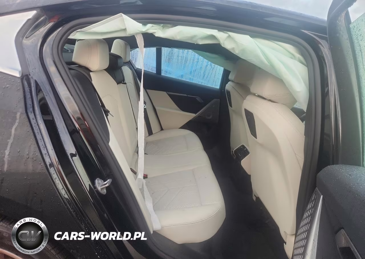 2024 BMW 530 I VIN:WBA43FJ0XRCN98147 - 10