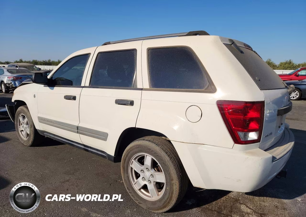 2005 Jeep Grand Cherokee Laredo VIN:1J4HR48N45C622097 - 2