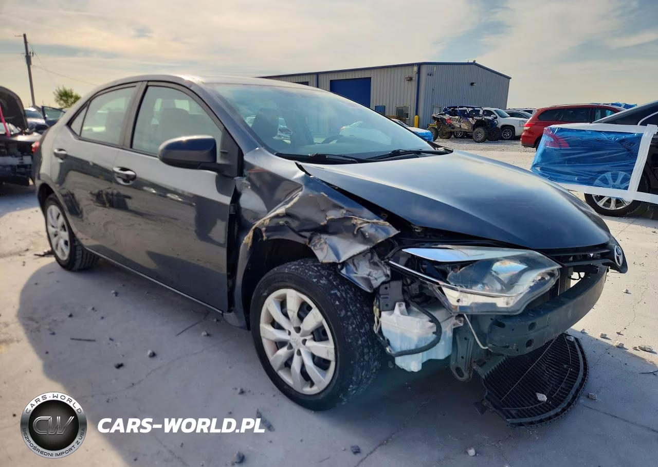 2015 Toyota Corolla Le VIN:2T1BURHE2FC444822 - 4