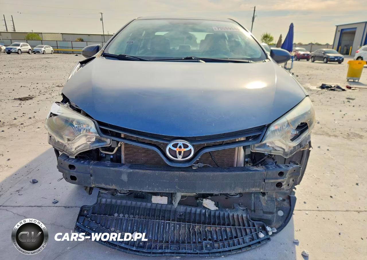 2015 Toyota Corolla Le VIN:2T1BURHE2FC444822 - 5