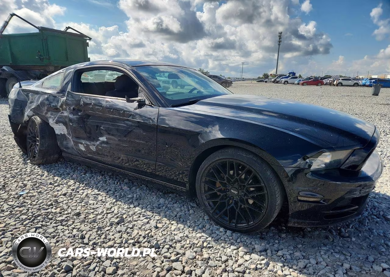 2014 Ford Mustang VIN:1ZVBP8AM0E5325064 - 4