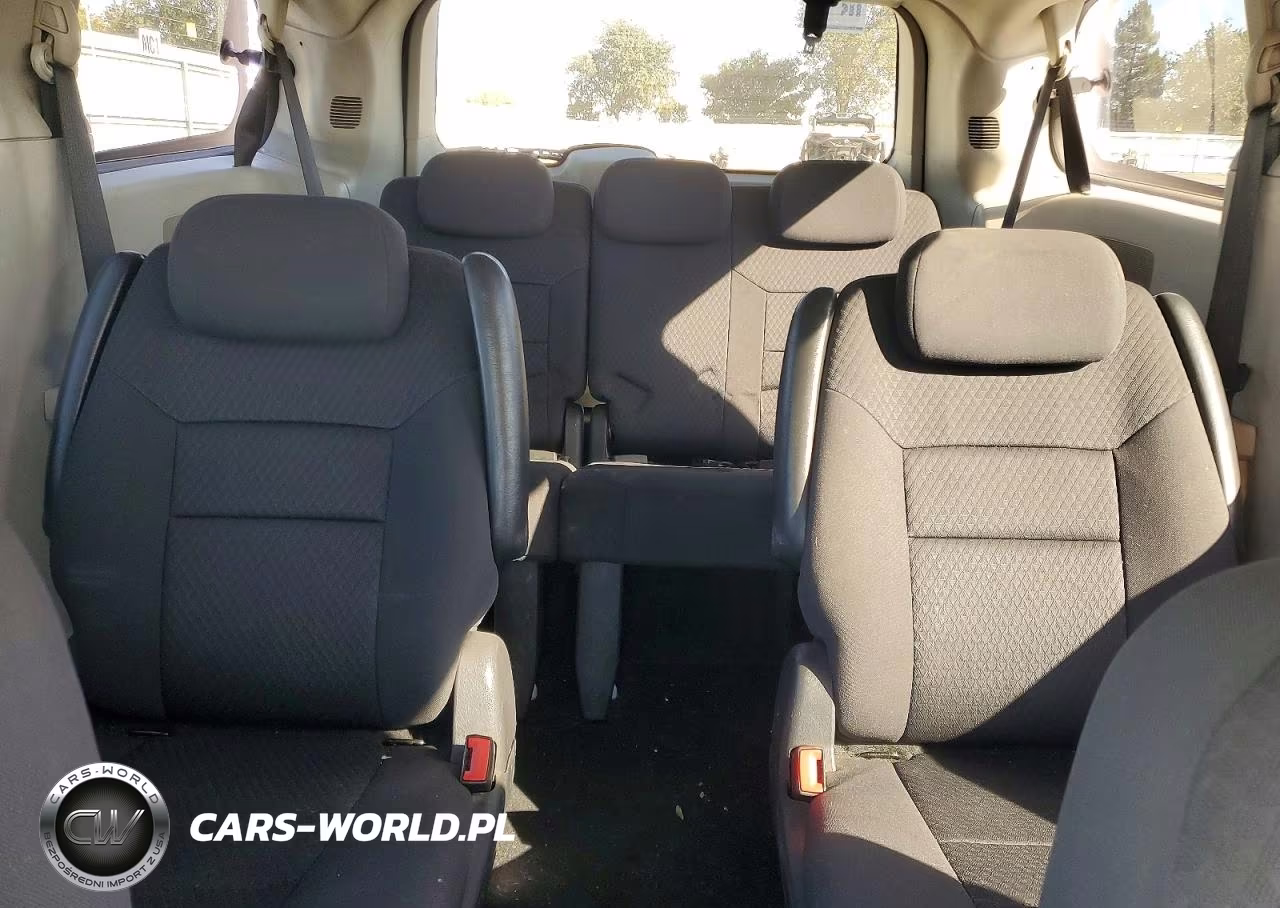 2010 Dodge Grand Caravan Sxt VIN:2D4RN5D1XAR484245 - 10