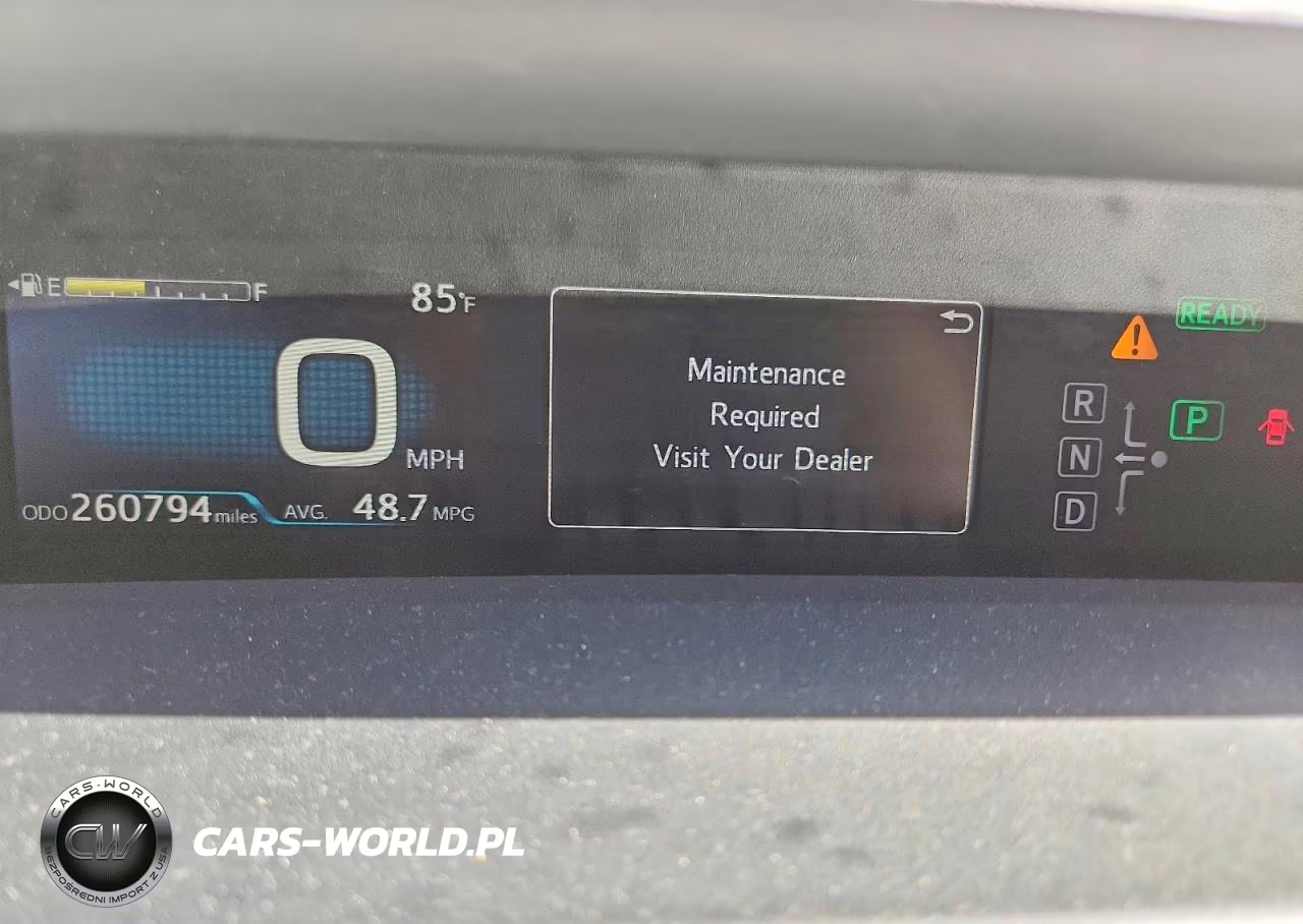 2017 Toyota Prius Two VIN:JTDKBRFUXH3043434 - 9