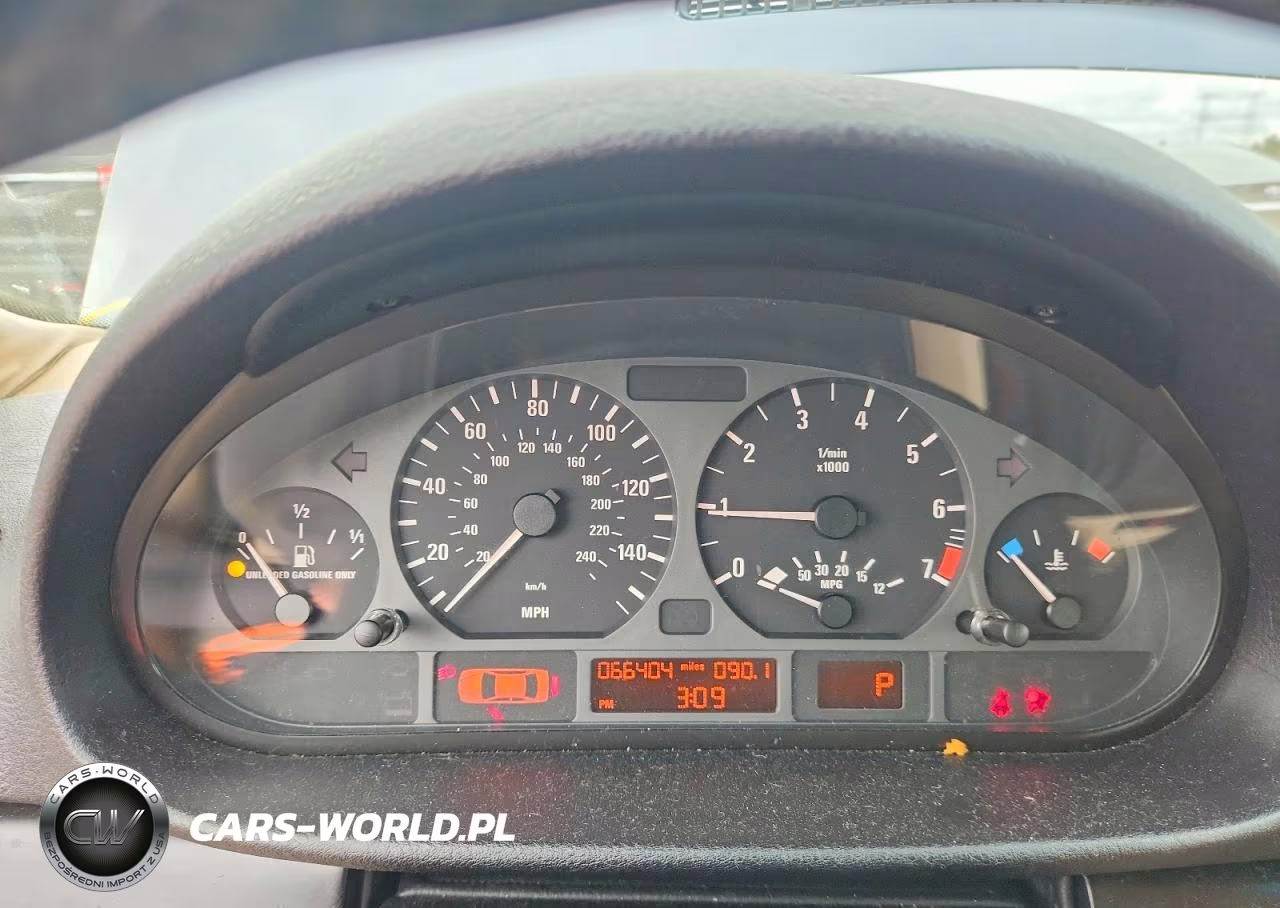 2004 BMW 325 Xi VIN:WBAEU33464PR12913 - 9