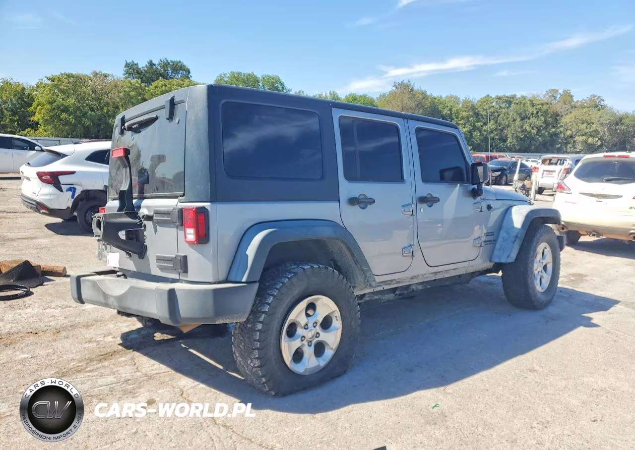 2016 Jeep Wrangler Unlimited Sport VIN:1C4BJWDG5GL197076 - 3