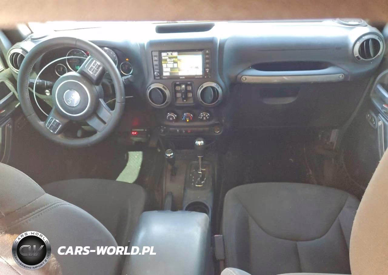 2016 Jeep Wrangler Unlimited Sport VIN:1C4BJWDG5GL197076 - 8