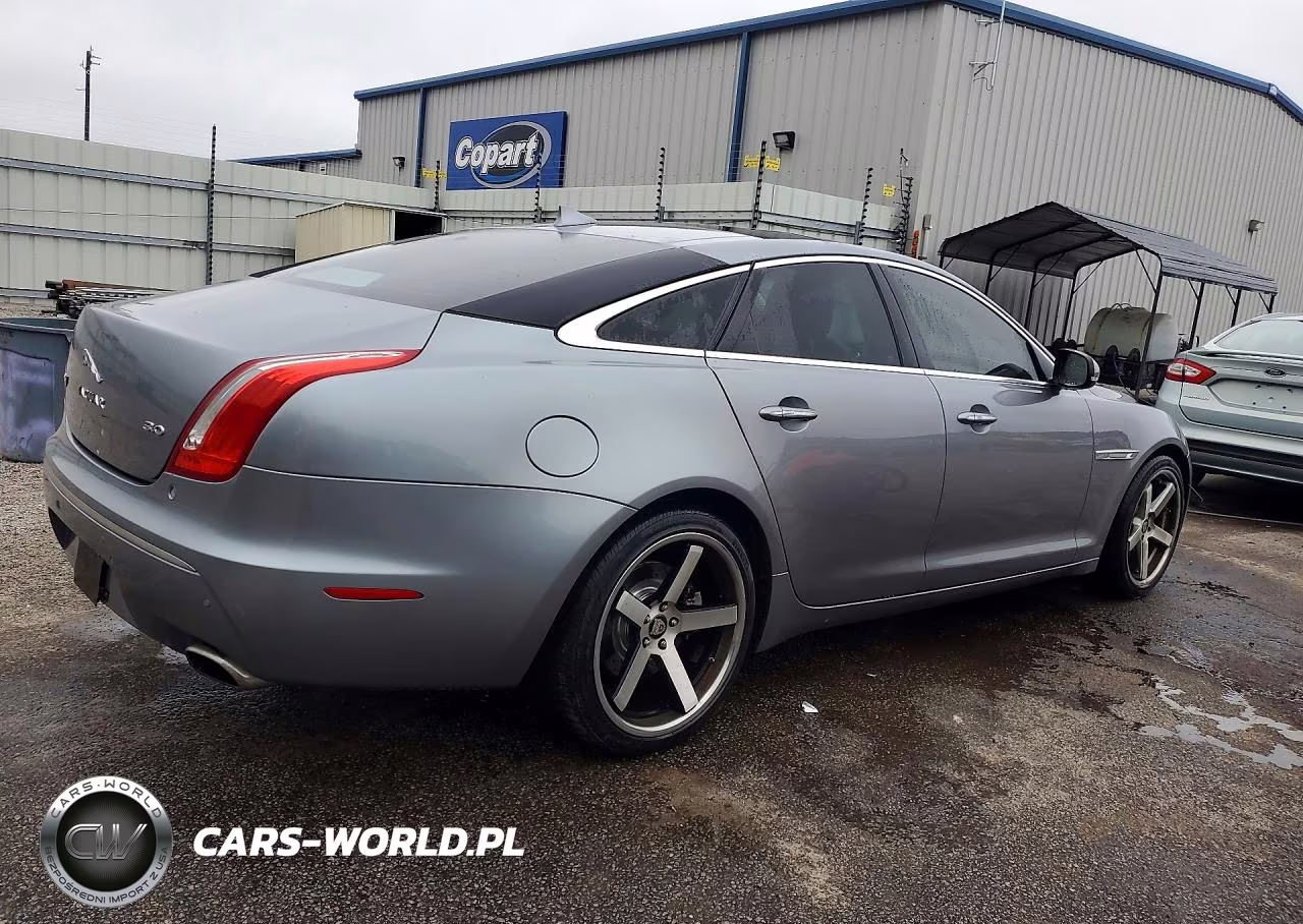 2013 Jaguar Xj VIN:SAJWA1C7XD8V49770 - 3