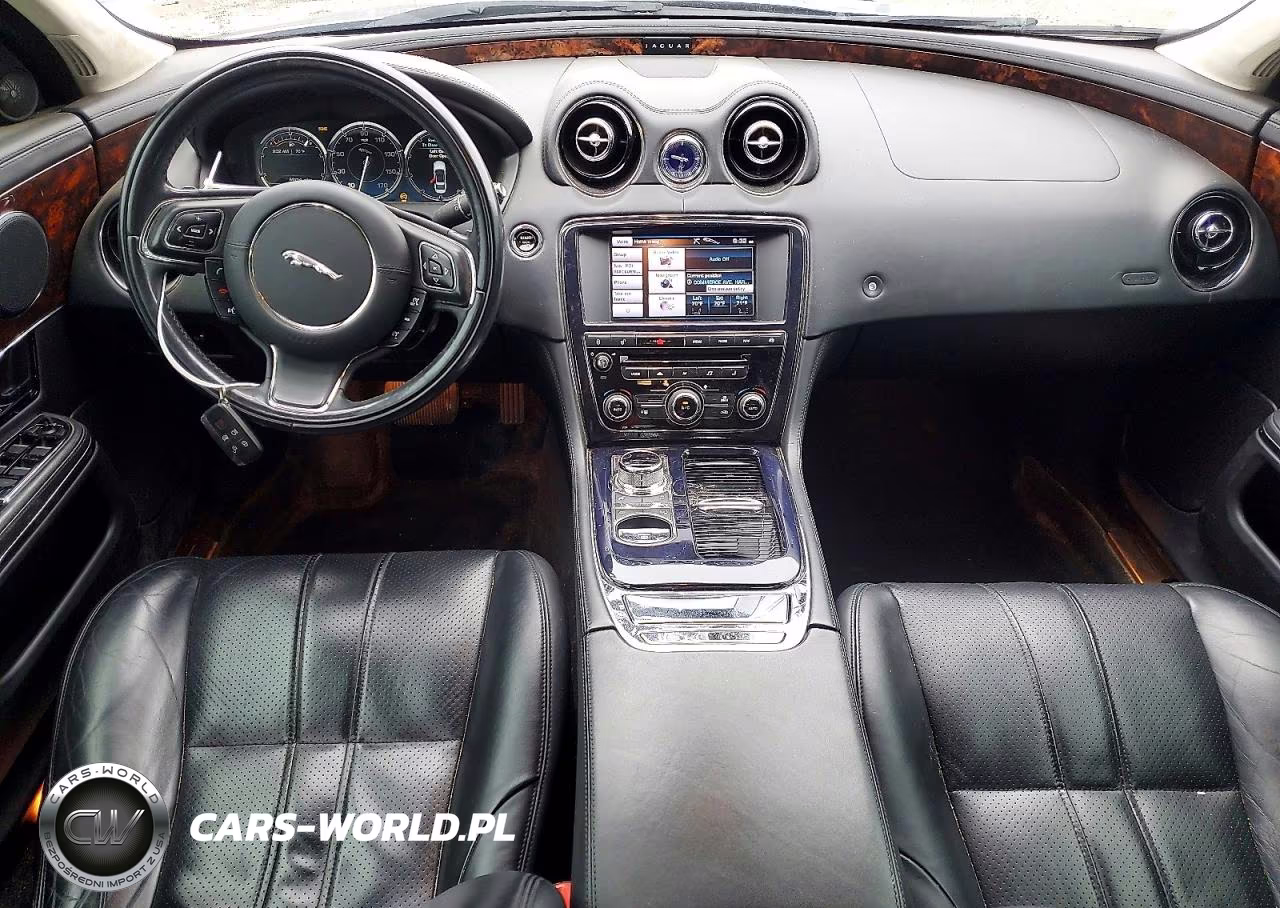 2013 Jaguar Xj VIN:SAJWA1C7XD8V49770 - 8