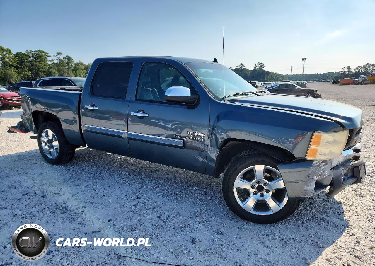 2011 Chevrolet Silverado C1500 Lt VIN:3GCPCSE03BG343782 - 4