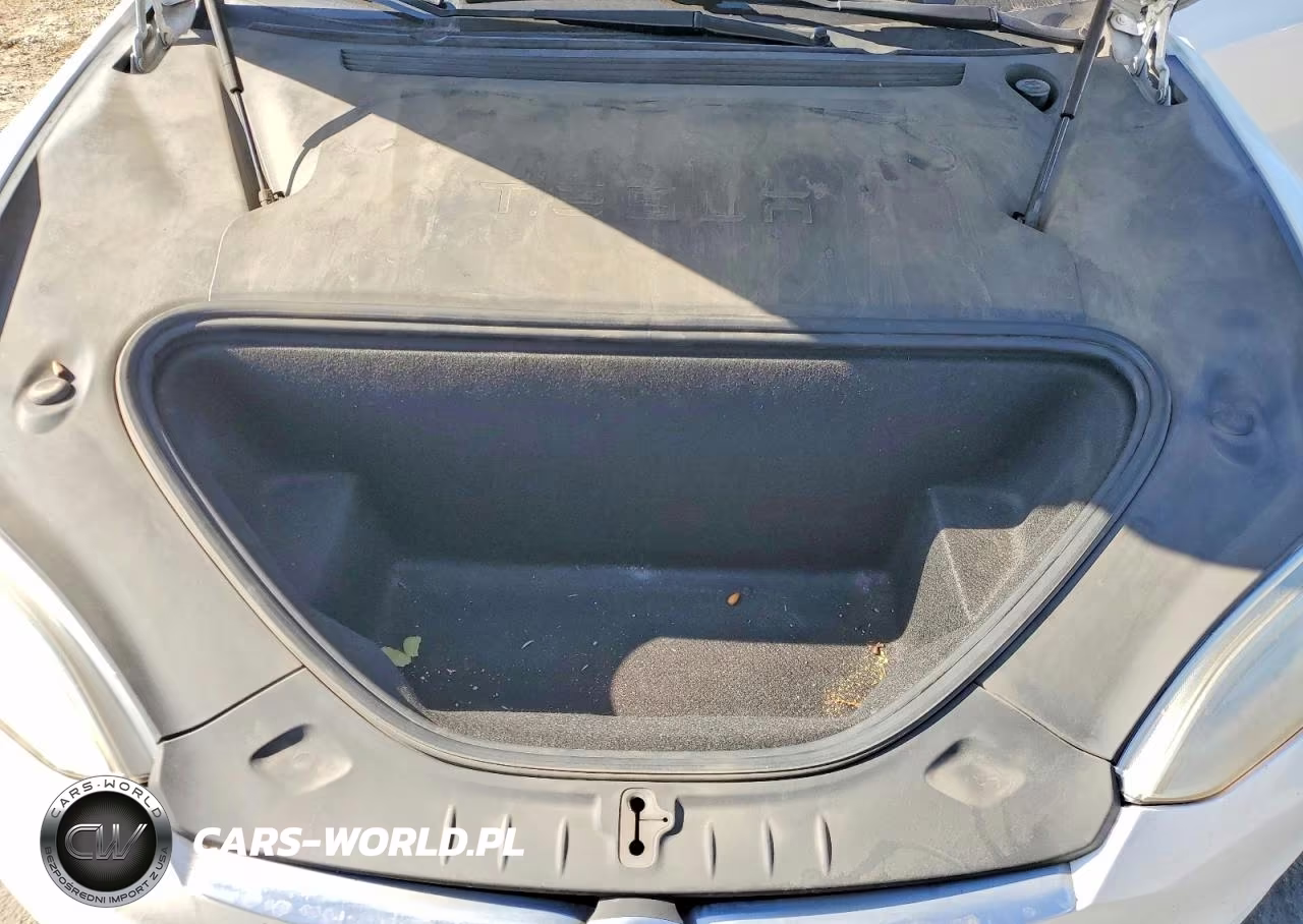 2020 Tesla Model S VIN:5YJSA1E43LF364975 - 11
