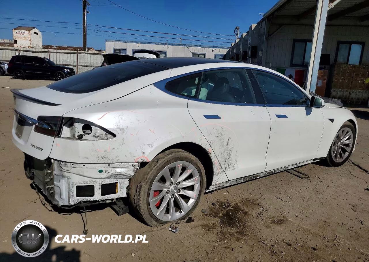 2020 Tesla Model S VIN:5YJSA1E43LF364975 - 3