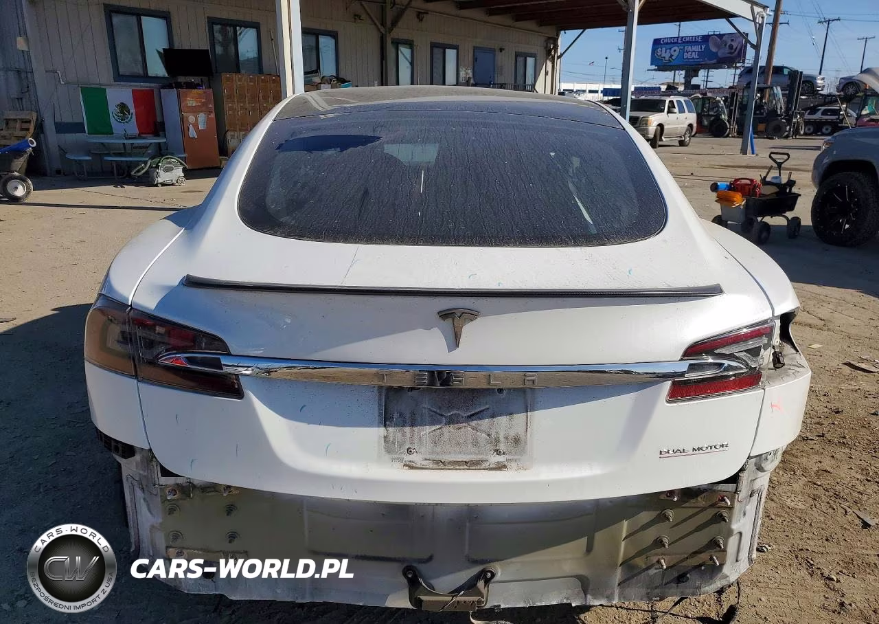 2020 Tesla Model S VIN:5YJSA1E43LF364975 - 6