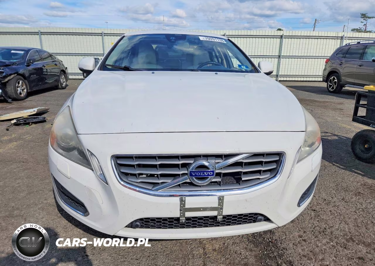 2013 Volvo S60 T5 VIN:YV1612FS1D2185658 - 5