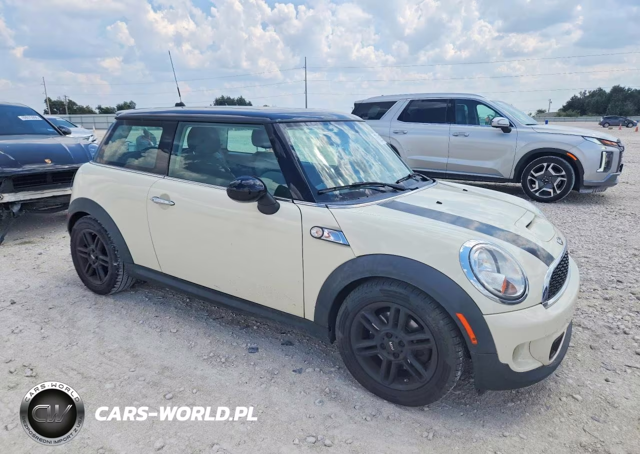 2013 Mini Cooper S VIN:WMWSV3C59DT390570 - 4