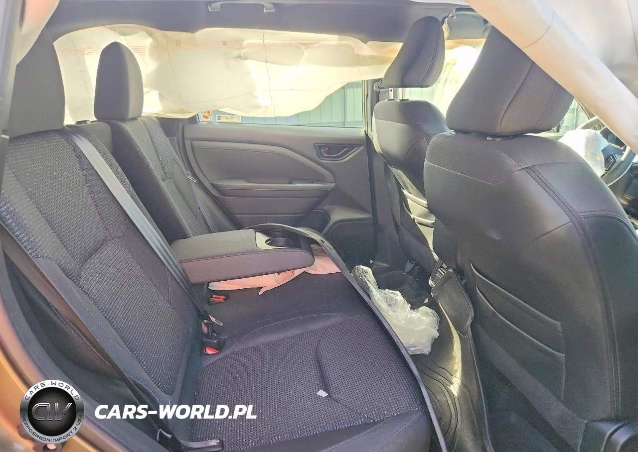 2025 Subaru Forester Premium VIN:JF2SLDDC3SH434687 - 11