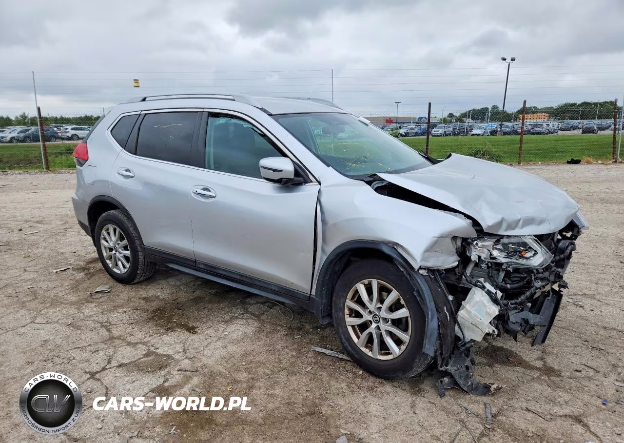 2017 Nissan Rogue Sv VIN:5N1AT2MV9HC818023 - 4