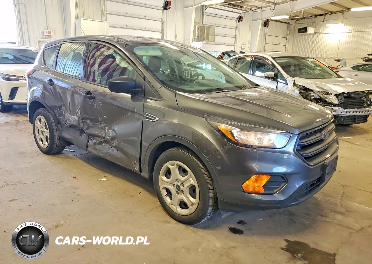 2019 Ford Escape S VIN:1FMCU0F72KUA63419 - 4