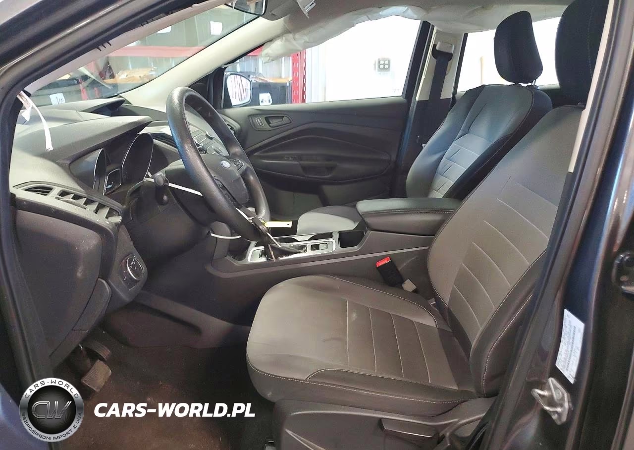 2019 Ford Escape S VIN:1FMCU0F72KUA63419 - 7