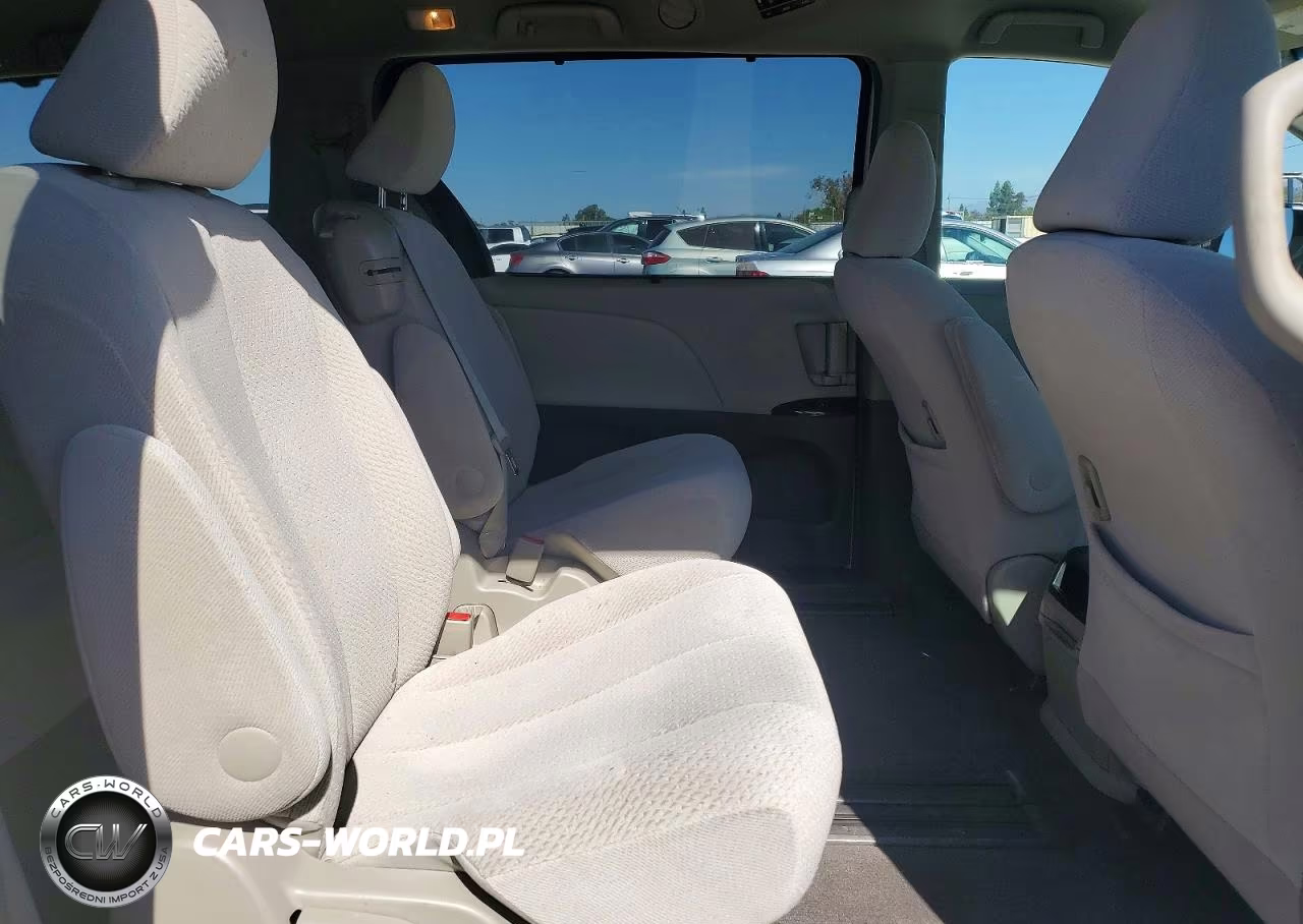 2013 Toyota Sienna Le VIN:5TDKK3DC1DS287280 - 11