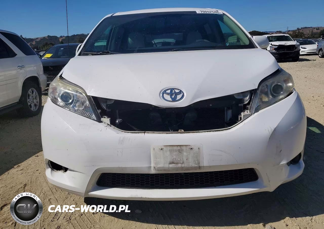 2013 Toyota Sienna Le VIN:5TDKK3DC1DS287280 - 5
