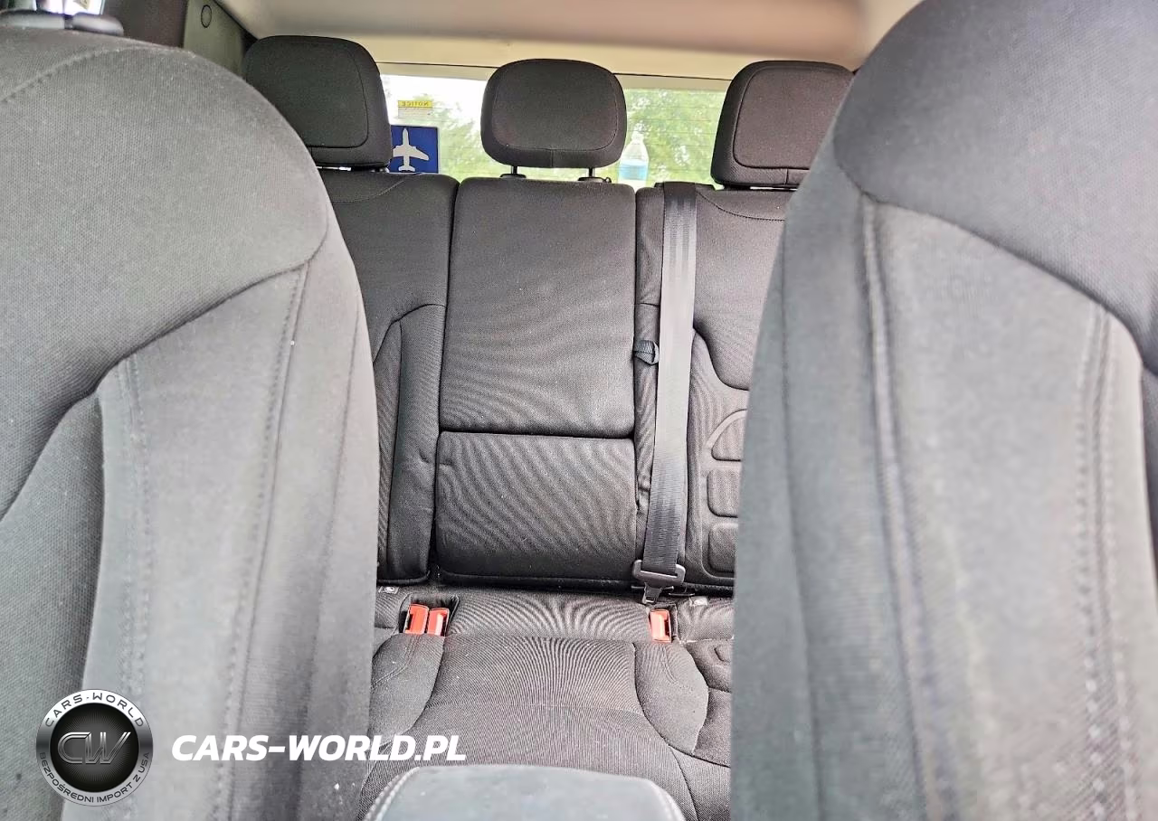 2022 Jeep Renegade Latitude VIN:ZACNJDB18NPN80855 - 10