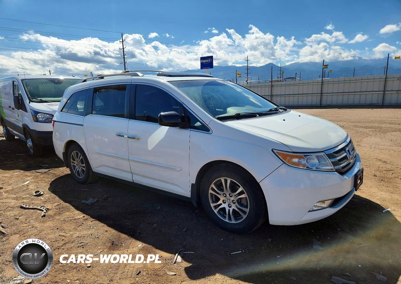 2013 Honda Odyssey Exl VIN:5FNRL5H63DB020562 - 4